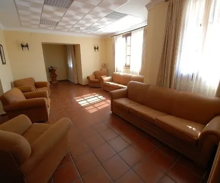 Penarrubia Hotel